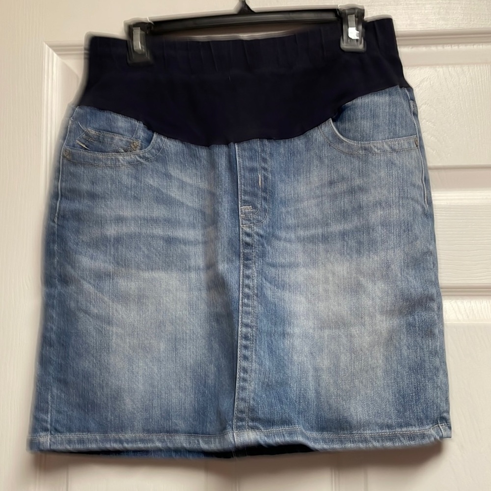 Maternity denim skirt